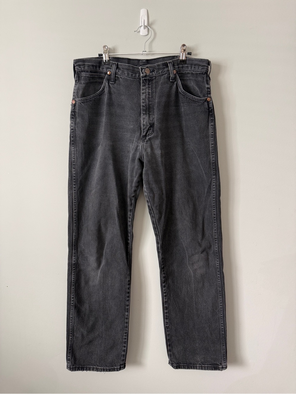 Vintage Y2K 90s Wrangler Black Relaxed Jeans Made in USA Western Rodeo